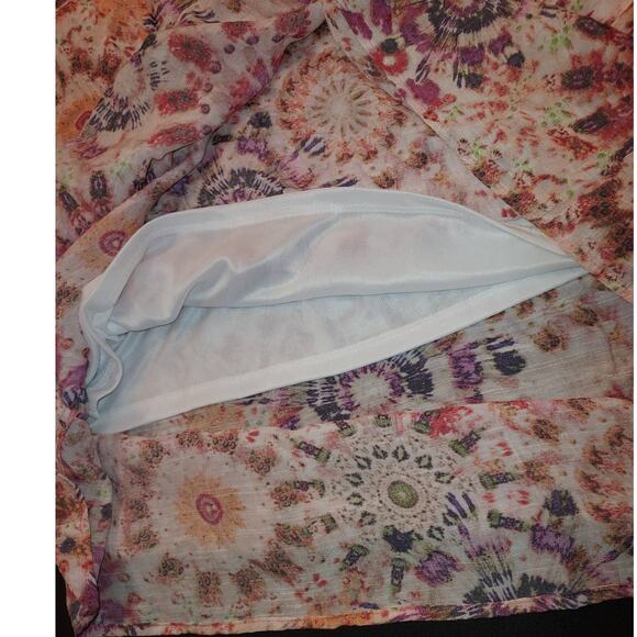 Women's Medium Sleeveless Printed Overlay Long Maxi Dress - Picture 10 of 10